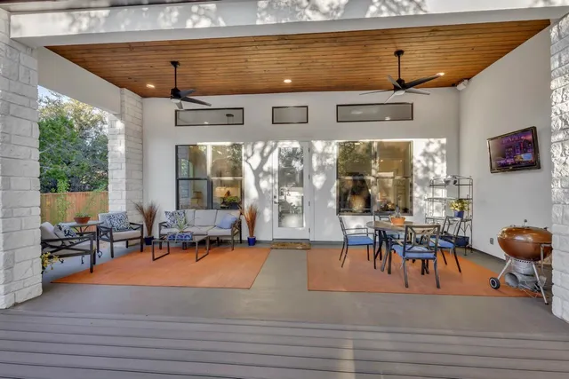 $535,000 | 110 C. Chisholm, Blanco, TX 78606