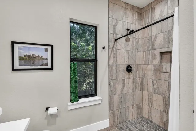 $535,000 | 110 C. Chisholm, Blanco, TX 78606