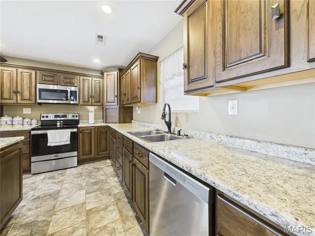 $210,000 | 2009 North 13th Street, Poplar Bluff, MO 63901