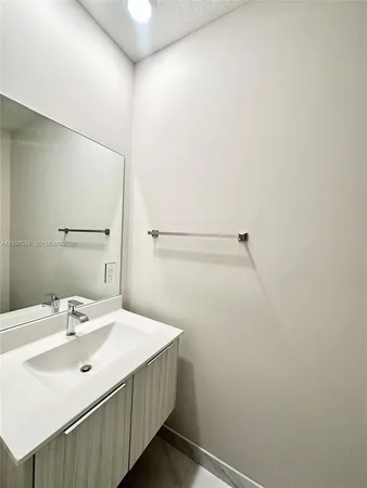 $4,500 | 10420 Northwest 67th Street, Unit 10420, Doral, FL 33178