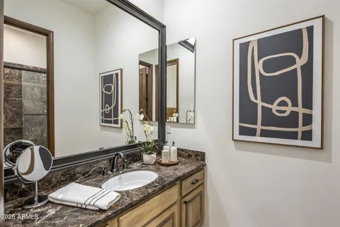 $1,835,000 | 7846 East Candelaria Drive, Scottsdale, AZ 85255