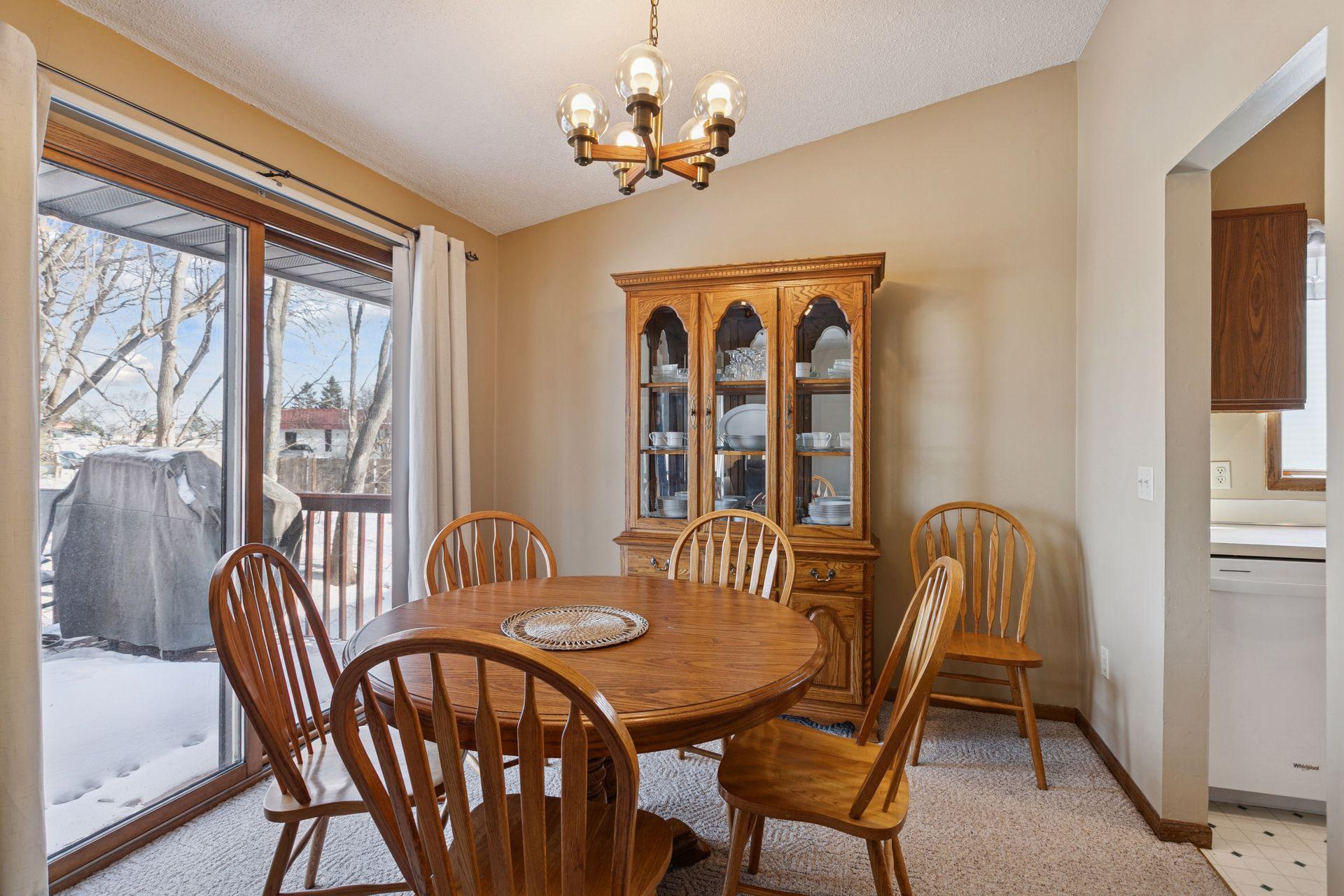 2406 County Rd D West, Unit 4 Roseville, MN 55113 - Photo 6 of 21