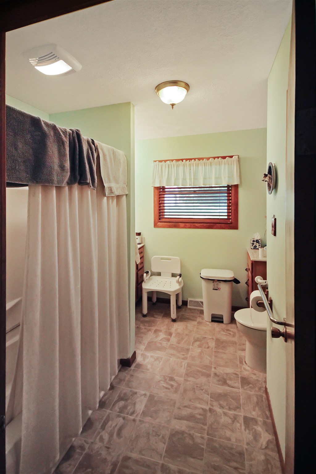 15221 Kelly Road Mishawaka, IN 46544 - Photo 10 of 17