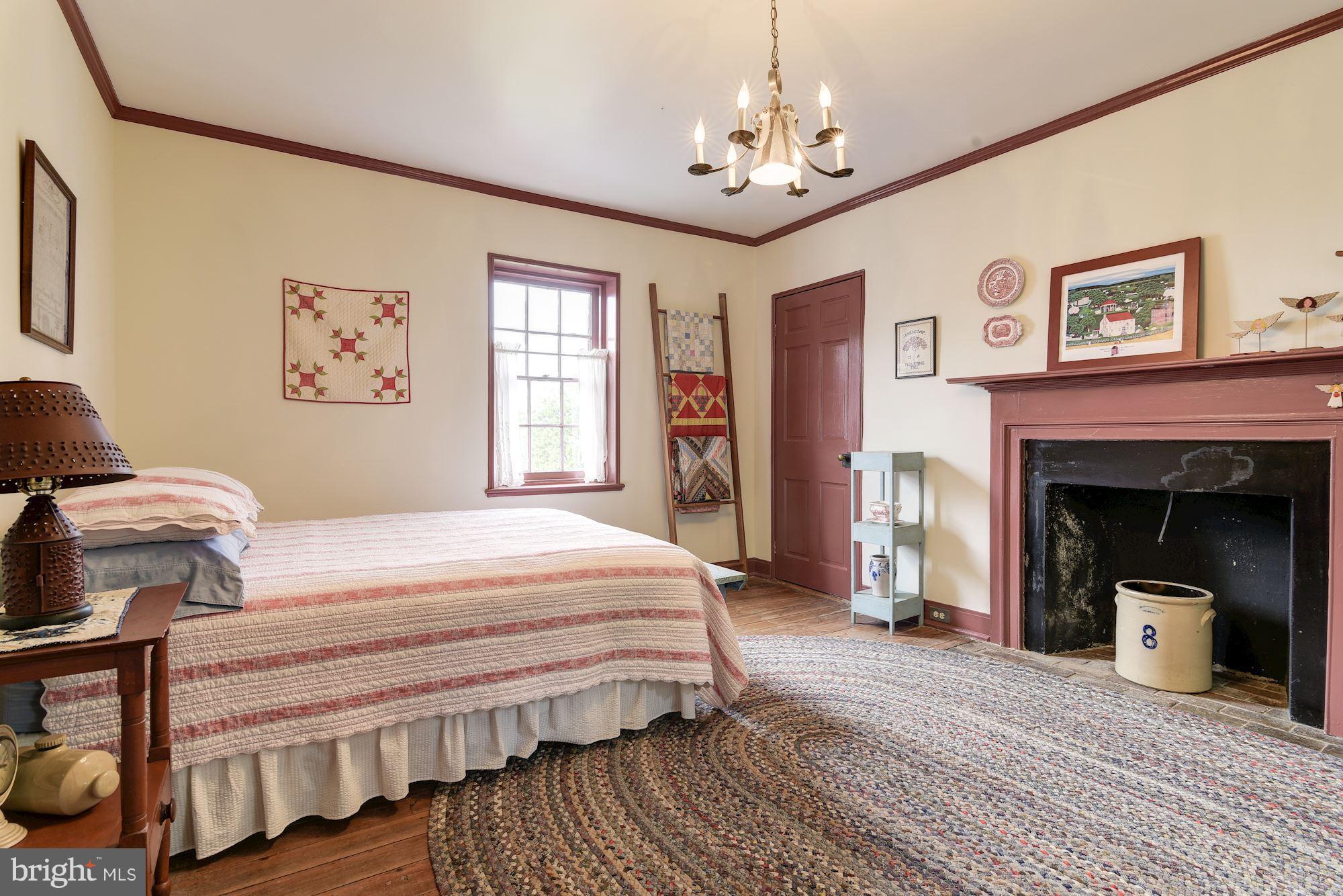 21524 Whites Ferry Road Poolesville, MD 20837 - Photo 14 of 30 Bedroom