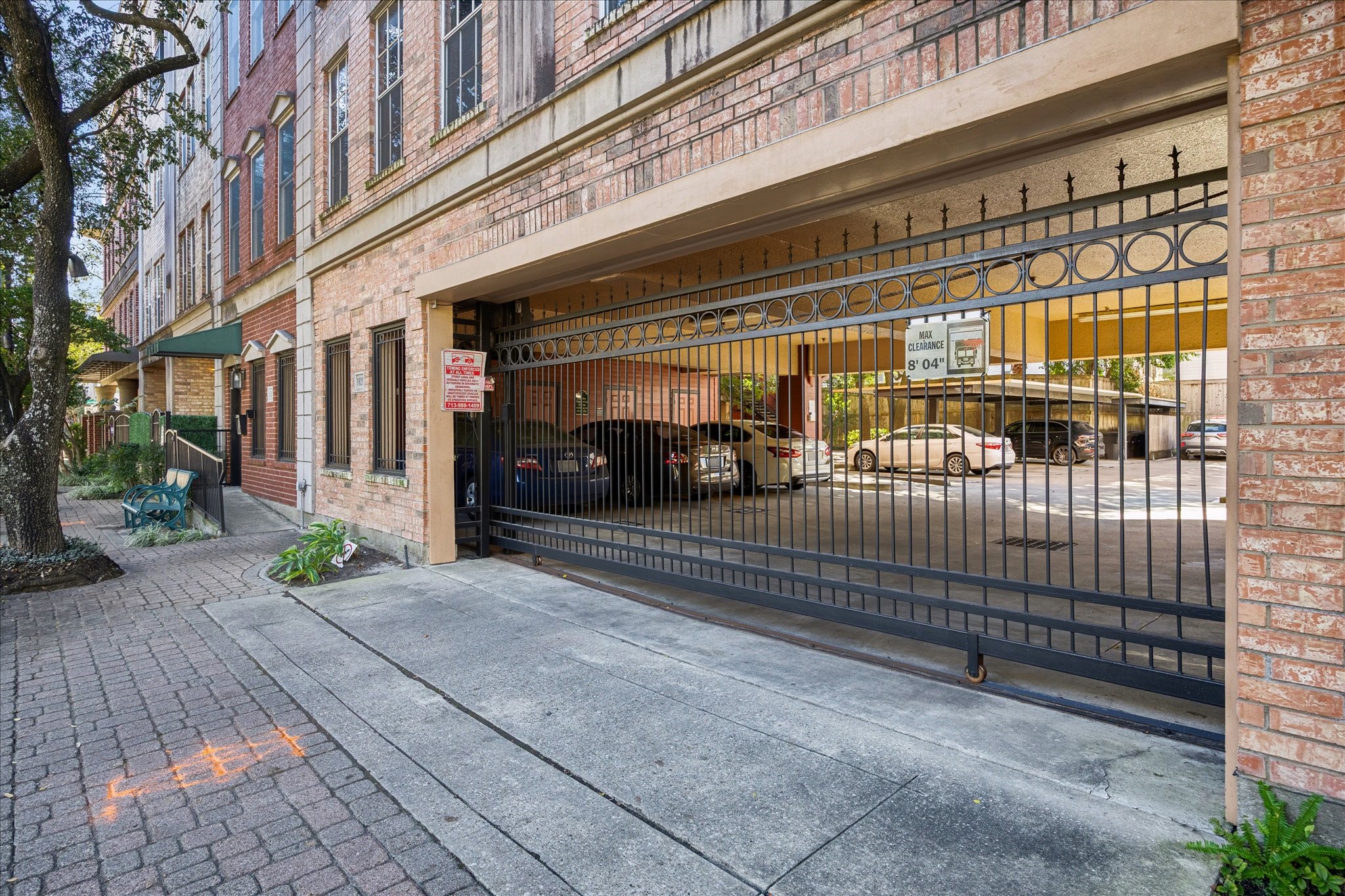 1620 Elgin Street, Unit 9 Houston, TX 77004 - Photo 24 of 28 a view of a building with car parked