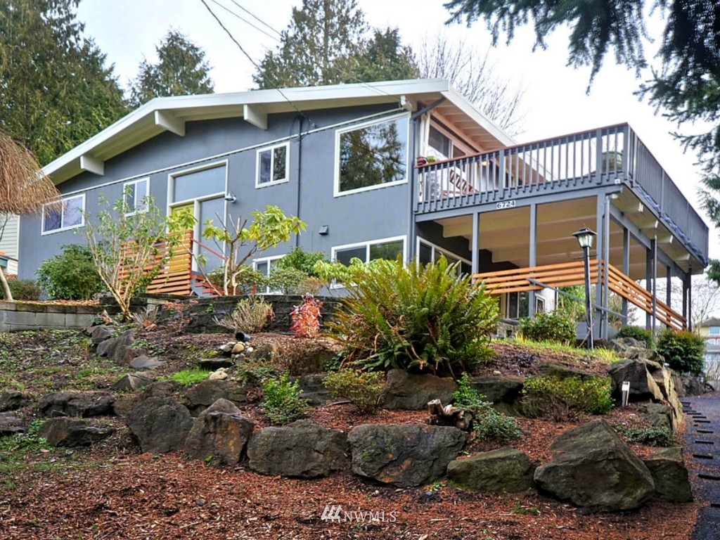 6724 47th Place Southwest Seattle, WA 98136 - Photo 1 of 15 Gallery Image 1
