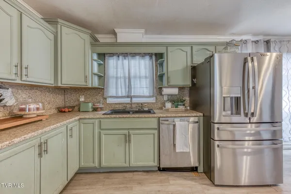 $250,000 | 1036 Gap Creek Road, Elizabethton, TN 37643