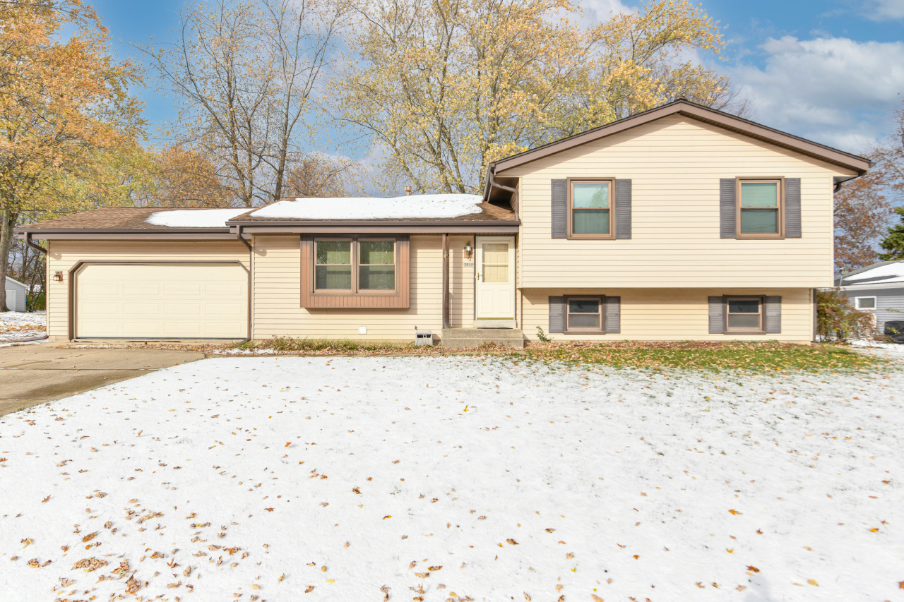 2820 St Rita Road Caledonia, WI 53404 - Photo 1 of 1 Welcome Home