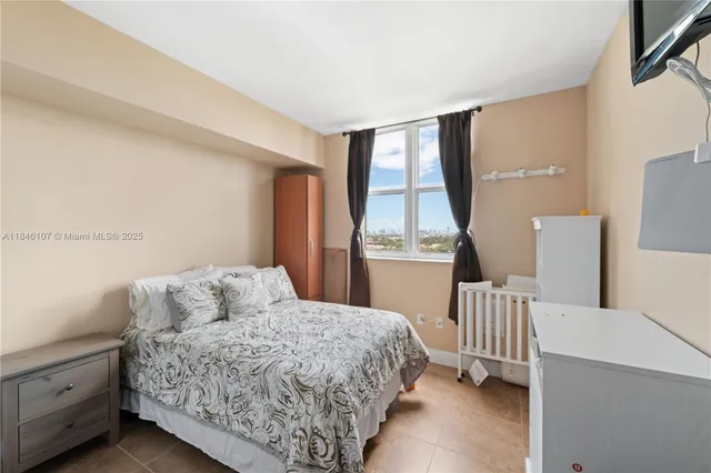 $399,750 | 117 Northwest 42nd Avenue, Unit 1611, Miami, FL 33126