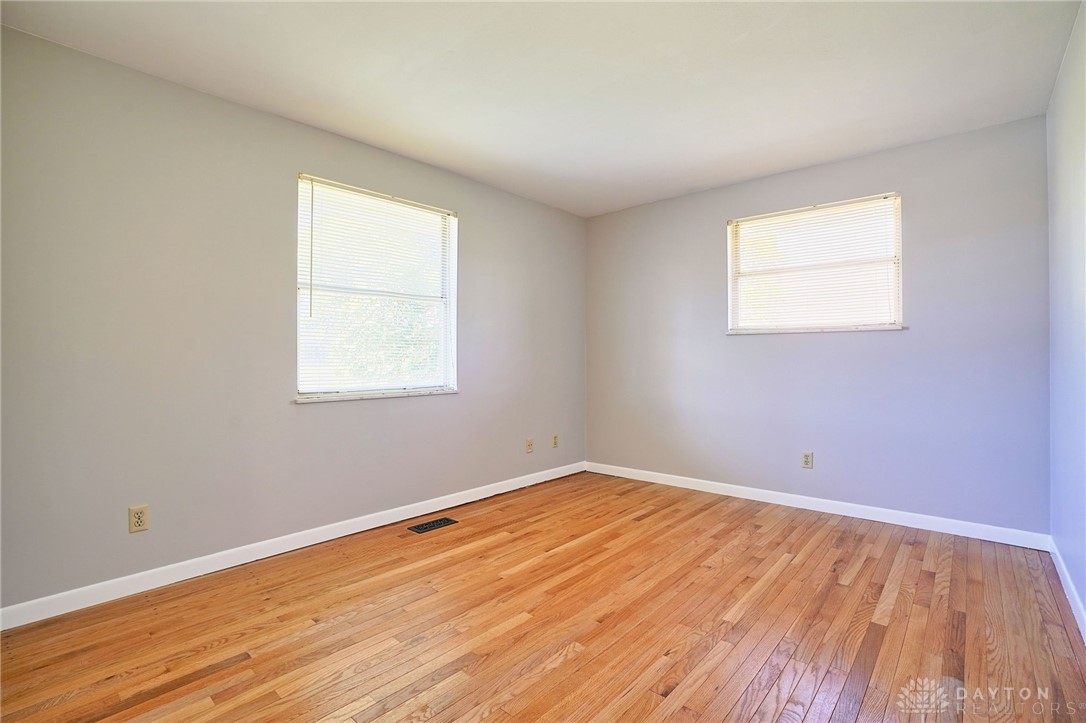 7670 Bigger Road Centerville, OH 45459 - Photo 27 of 41 bed 2
