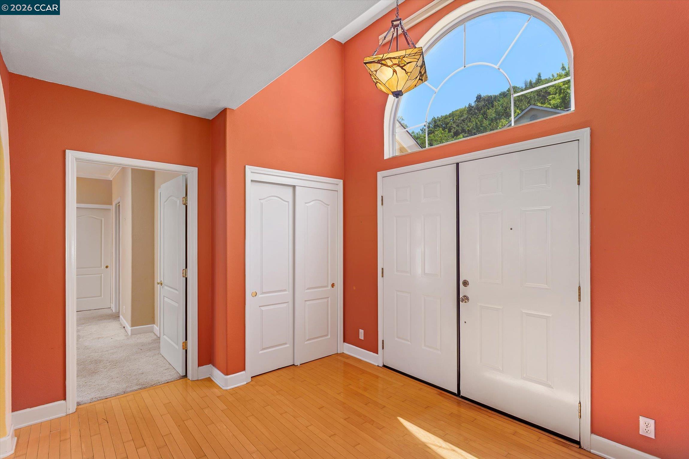 376 Sterling Way San Rafael, CA 94903 - Photo 9 of 39