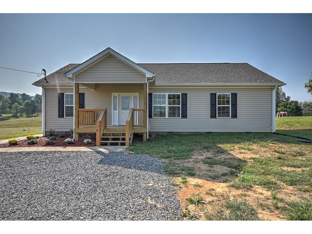 840 Lovelace Road Fall Branch, TN 37656 - Photo 2 of 36 Photo 2