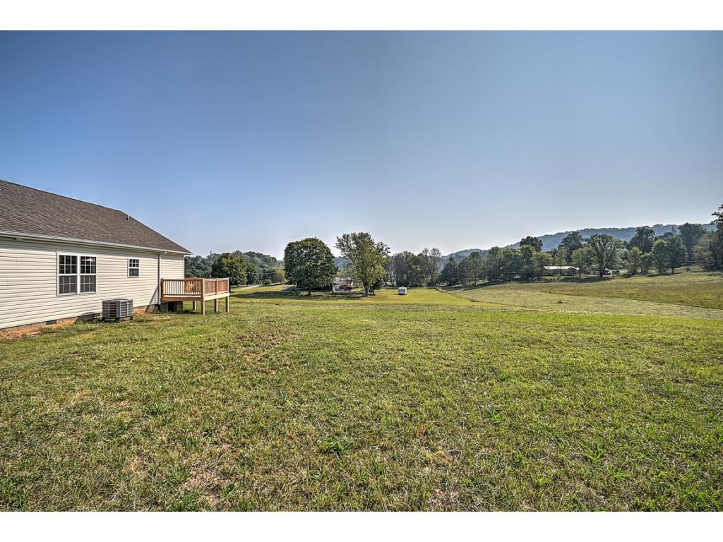 840 Lovelace Road Fall Branch, TN 37656 - Photo 32 of 36 Photo 32