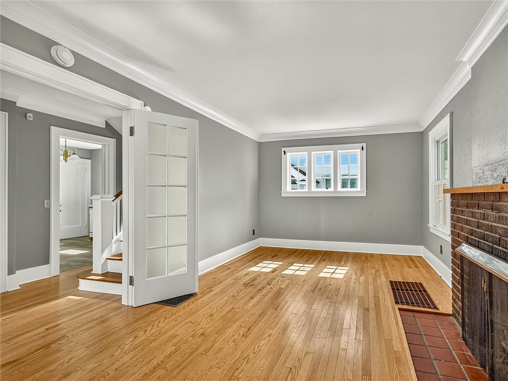 296 Woodbine Avenue Rochester, NY 14619 - Photo 12 of 44 Large great room