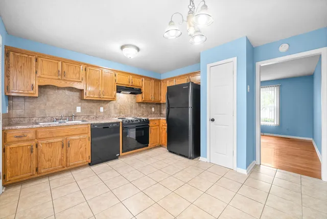 $1,350 | 1878 Crestmont Court, Clarksville, TN 37042