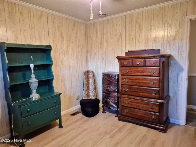 $440,000 | 198 Mary Ella Road, Harkers Island, NC 28531