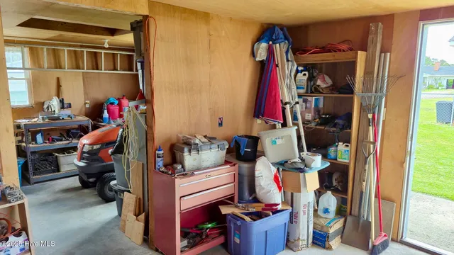 $440,000 | 198 Mary Ella Road, Harkers Island, NC 28531