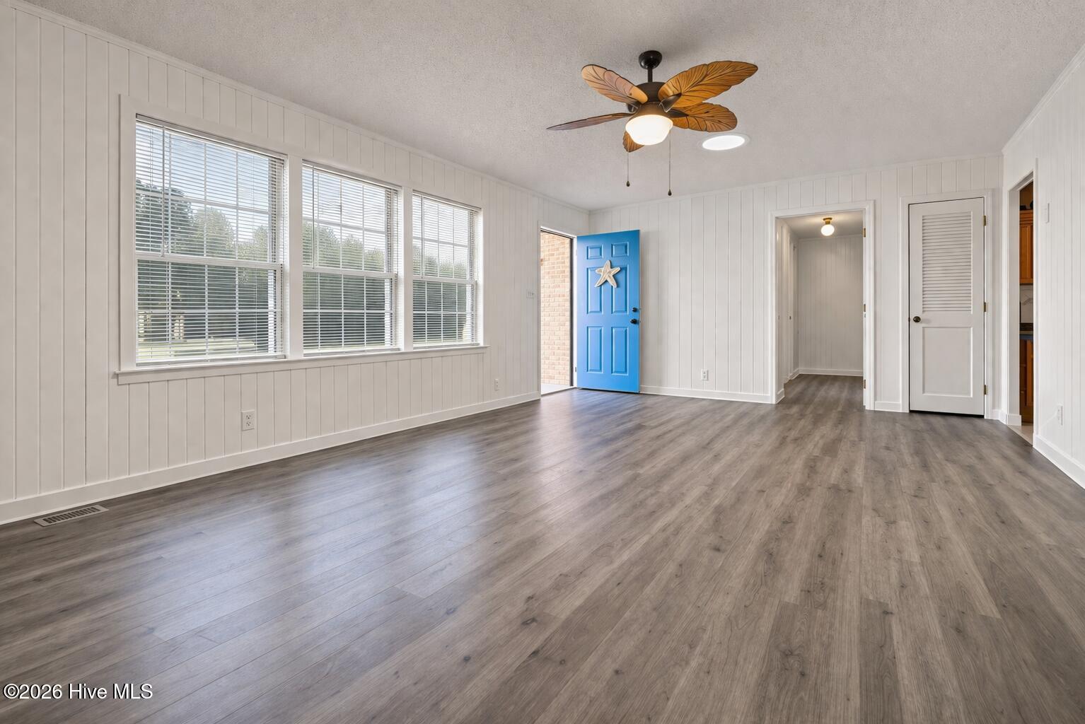 198 Mary Ella Road Harkers Island, NC 28531 - Photo 4 of 44 CONTENTS VIRTUALLY REMOVED