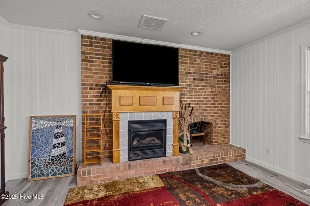 $440,000 | 198 Mary Ella Road, Harkers Island, NC 28531