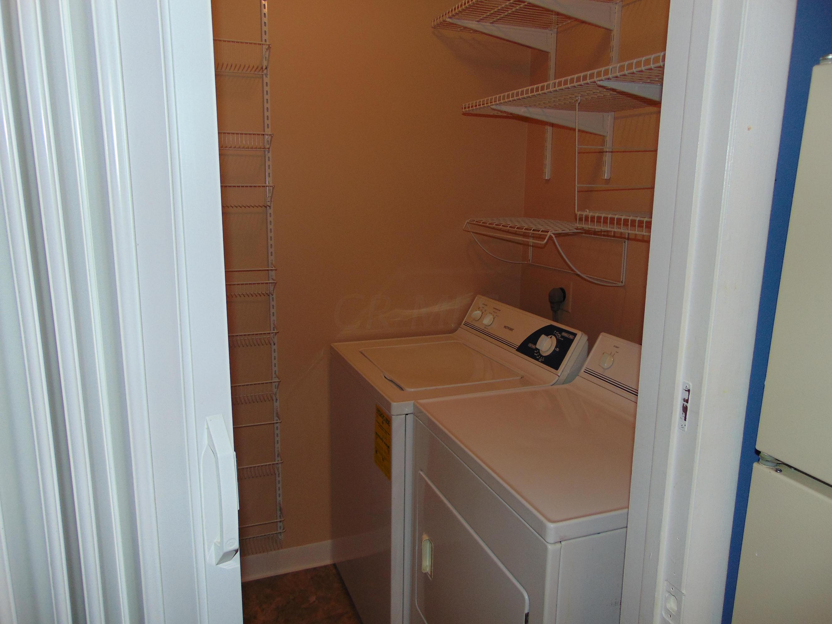 2233 Hedgerow Road, Unit 2233F Columbus, OH 43220 - Photo 13 of 15