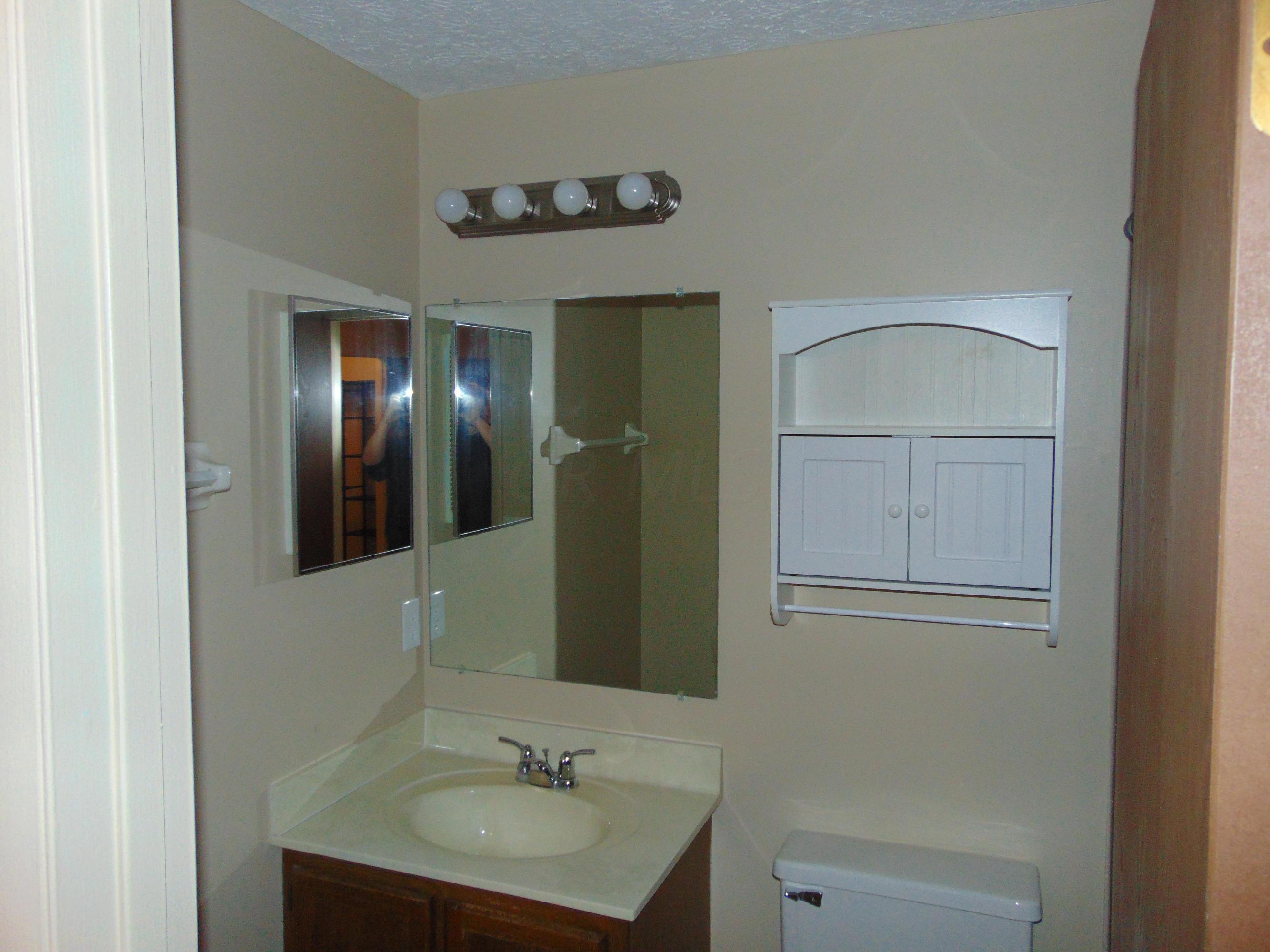 2233 Hedgerow Road, Unit 2233F Columbus, OH 43220 - Photo 14 of 15