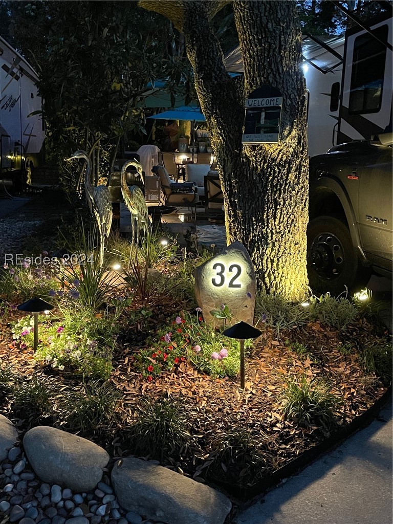 43B Jenkins Island Road Hilton Head Island, SC 29926 - Photo 11 of 19 View of yard