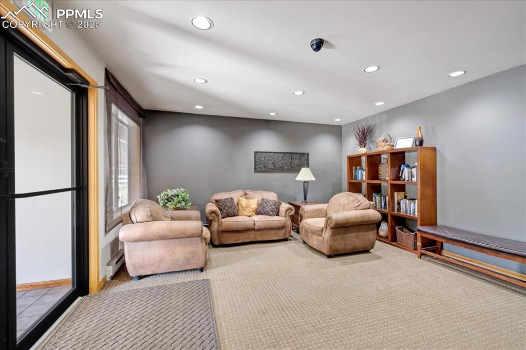 99 Granite Street, Unit 218 Frisco, CO 80443 - Photo 20 of 38 a living room with furniture