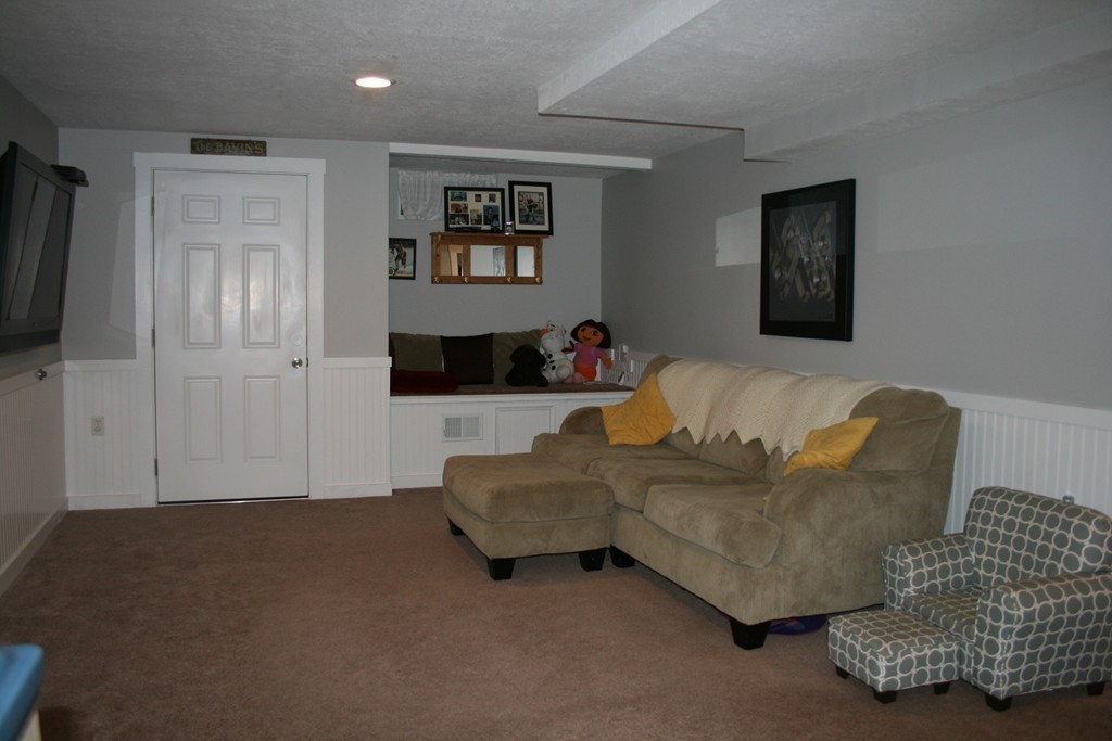7 Finch Road, Unit 2 Raynham, MA 02767 - Photo 23 of 26 Gallery Image 23