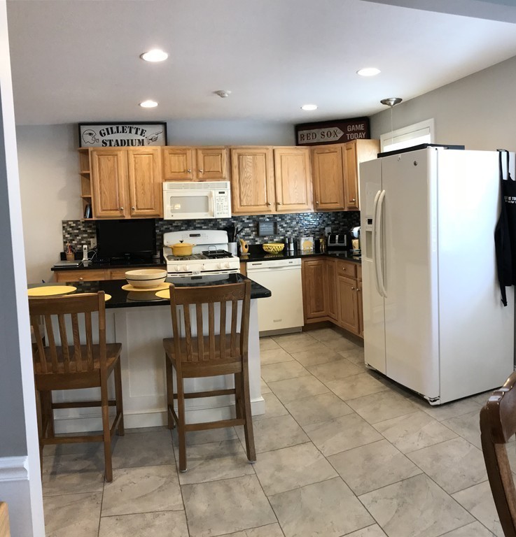 7 Finch Road, Unit 2 Raynham, MA 02767 - Photo 8 of 26 Gallery Image 8