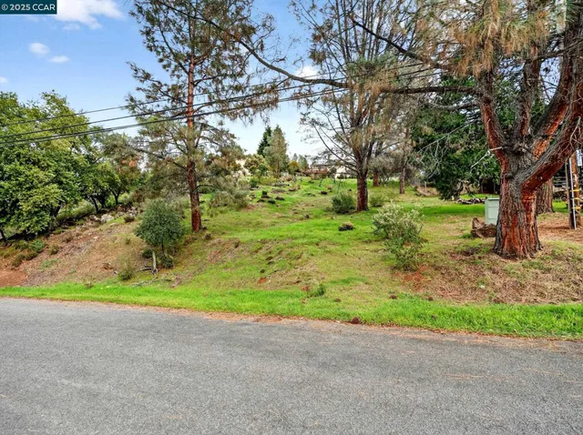 $30,000 | 9720 Sequoia Road, Kelseyville, CA 95451