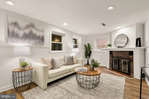 $950,000 | 205 Hodges Lane, Takoma Park, MD 20912