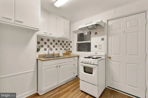 $950,000 | 205 Hodges Lane, Takoma Park, MD 20912