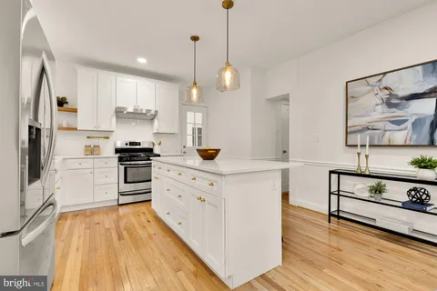 $950,000 | 205 Hodges Lane, Takoma Park, MD 20912