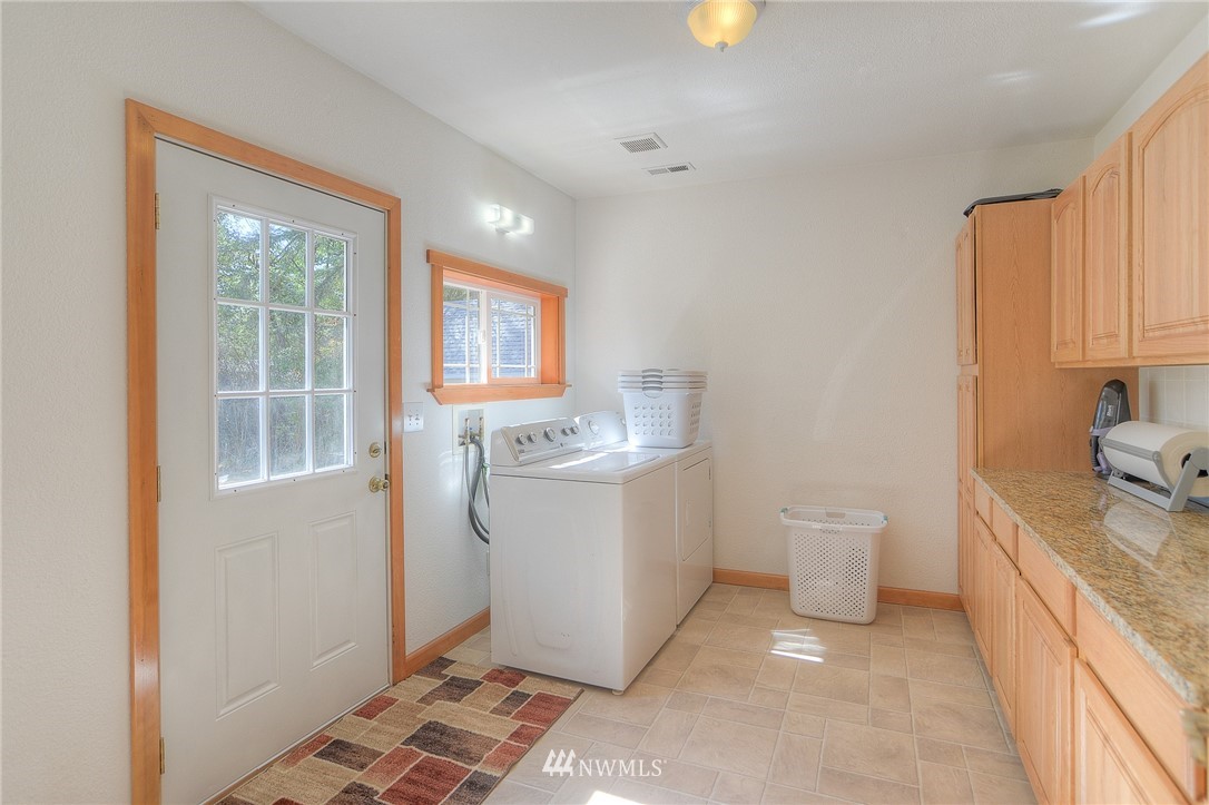 19015 Denmark Street Southwest Rochester, WA 98579 - Photo 18 of 25