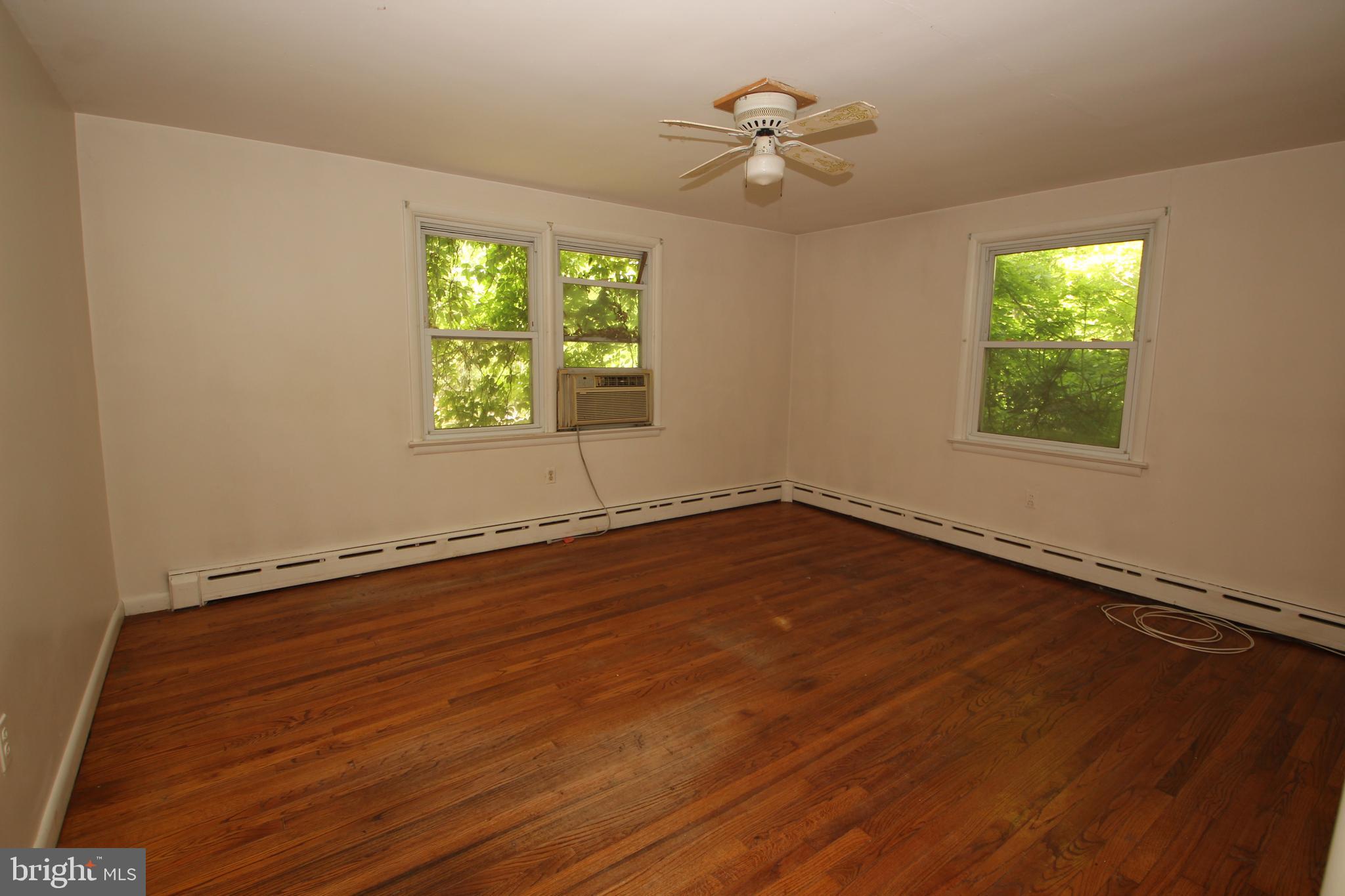 319 Fairhill Road Hatfield, PA 19440 - Photo 7 of 21 First Floor Bedroom