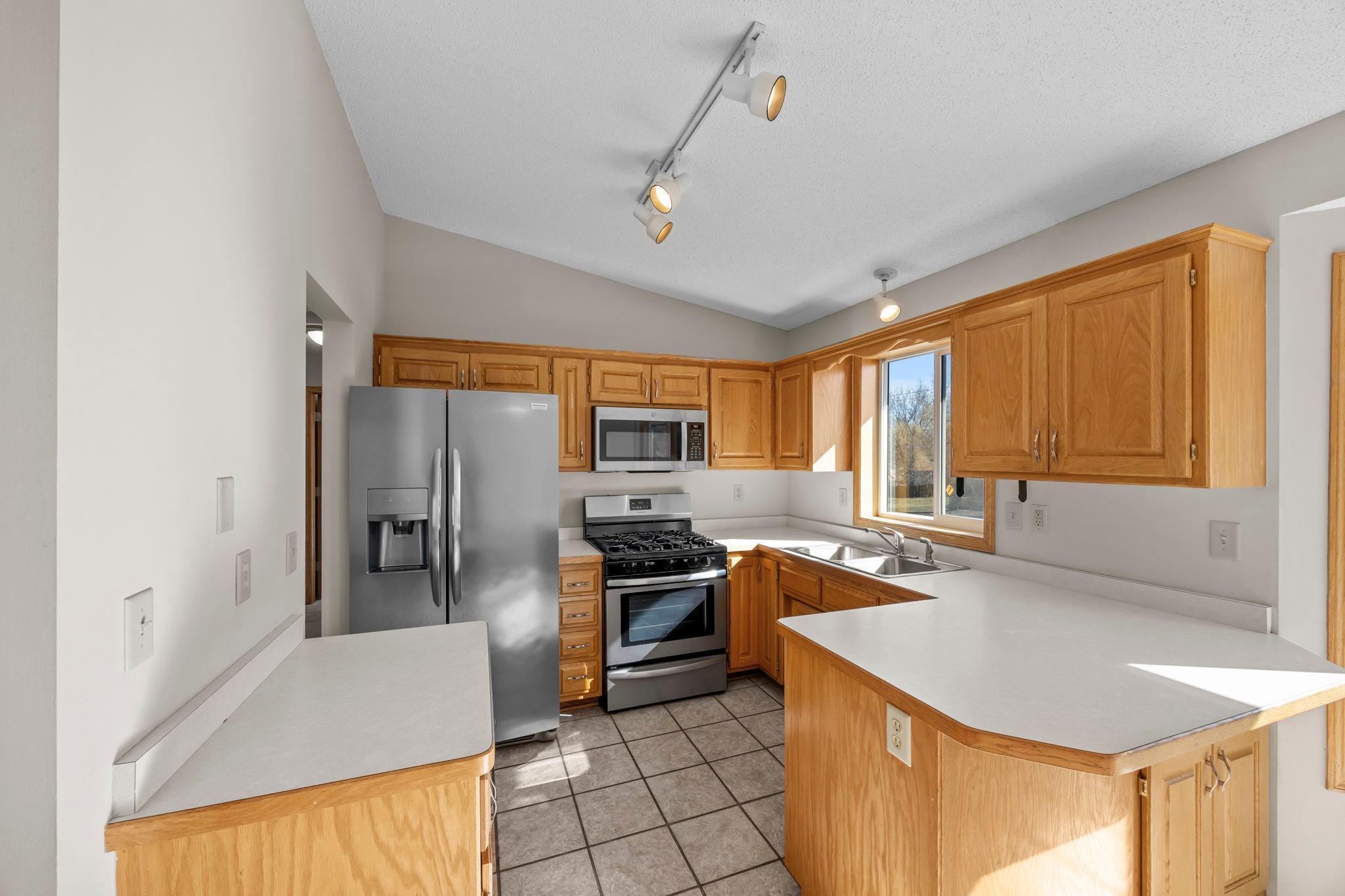 800 11th Avenue Southwest Isanti, MN 55040 - Photo 11 of 24