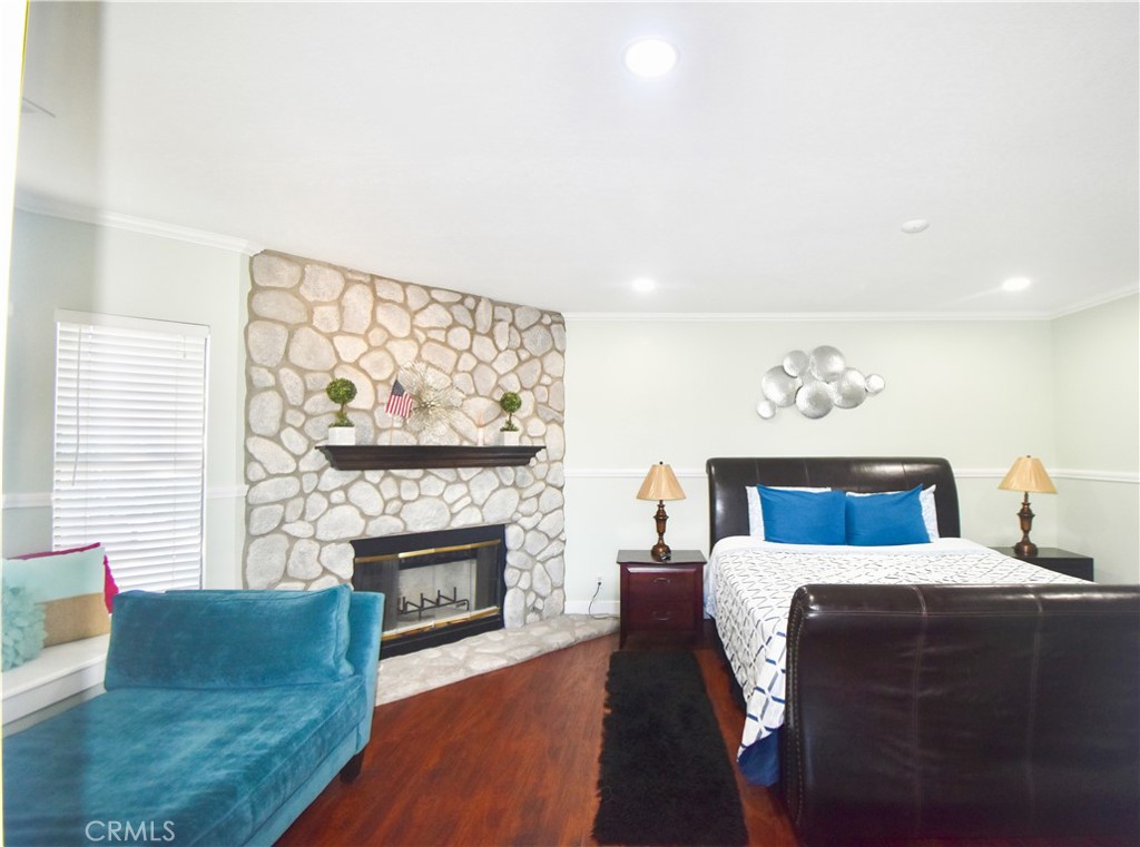 523 South Citron Street Anaheim, CA 92805 - Photo 17 of 34