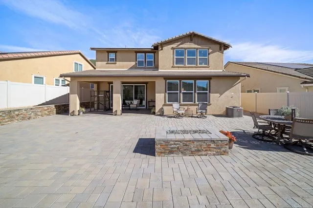 $999,000 | 35764 Bay Morgan Lane, Fallbrook, CA 92028