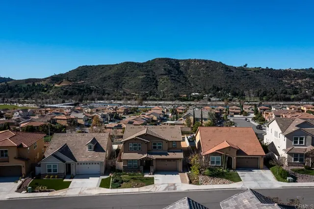 $999,000 | 35764 Bay Morgan Lane, Fallbrook, CA 92028