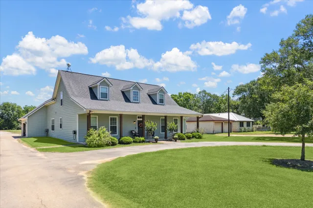 $660,000 | 1170 Woody Lane, Sealy, TX 77474