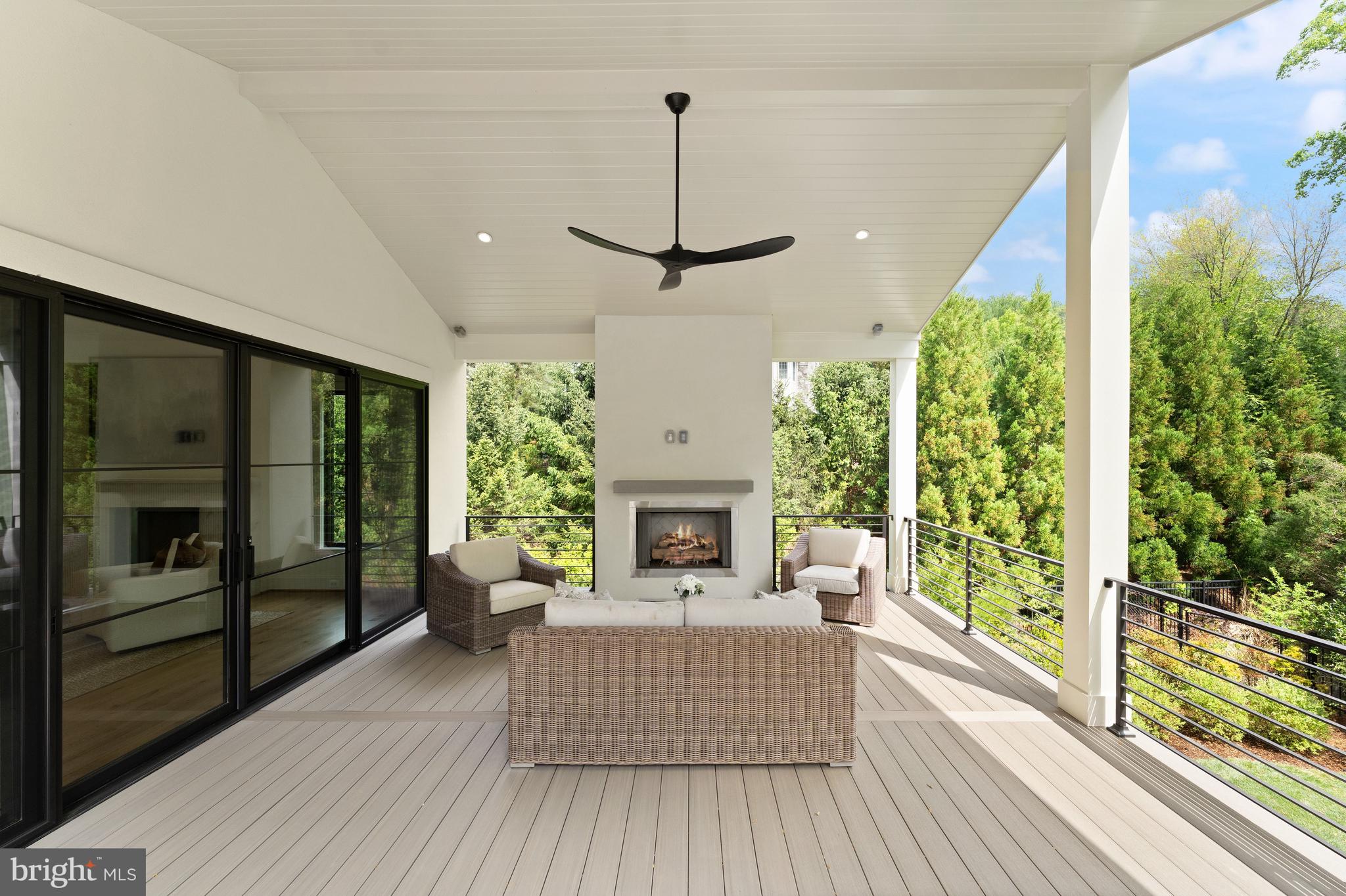 6811 Wemberly Way McLean, VA 22101 - Photo 17 of 67