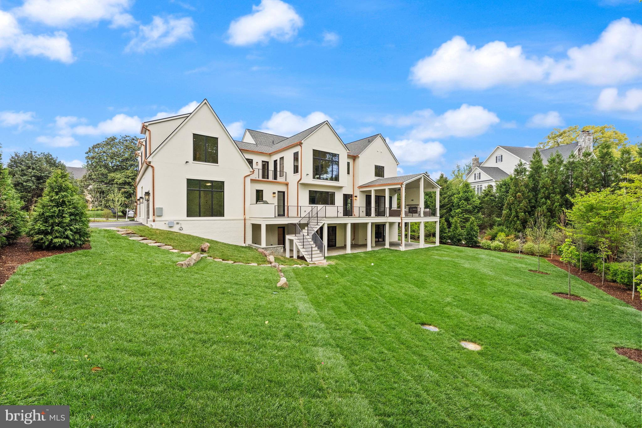 6811 Wemberly Way McLean, VA 22101 - Photo 18 of 67