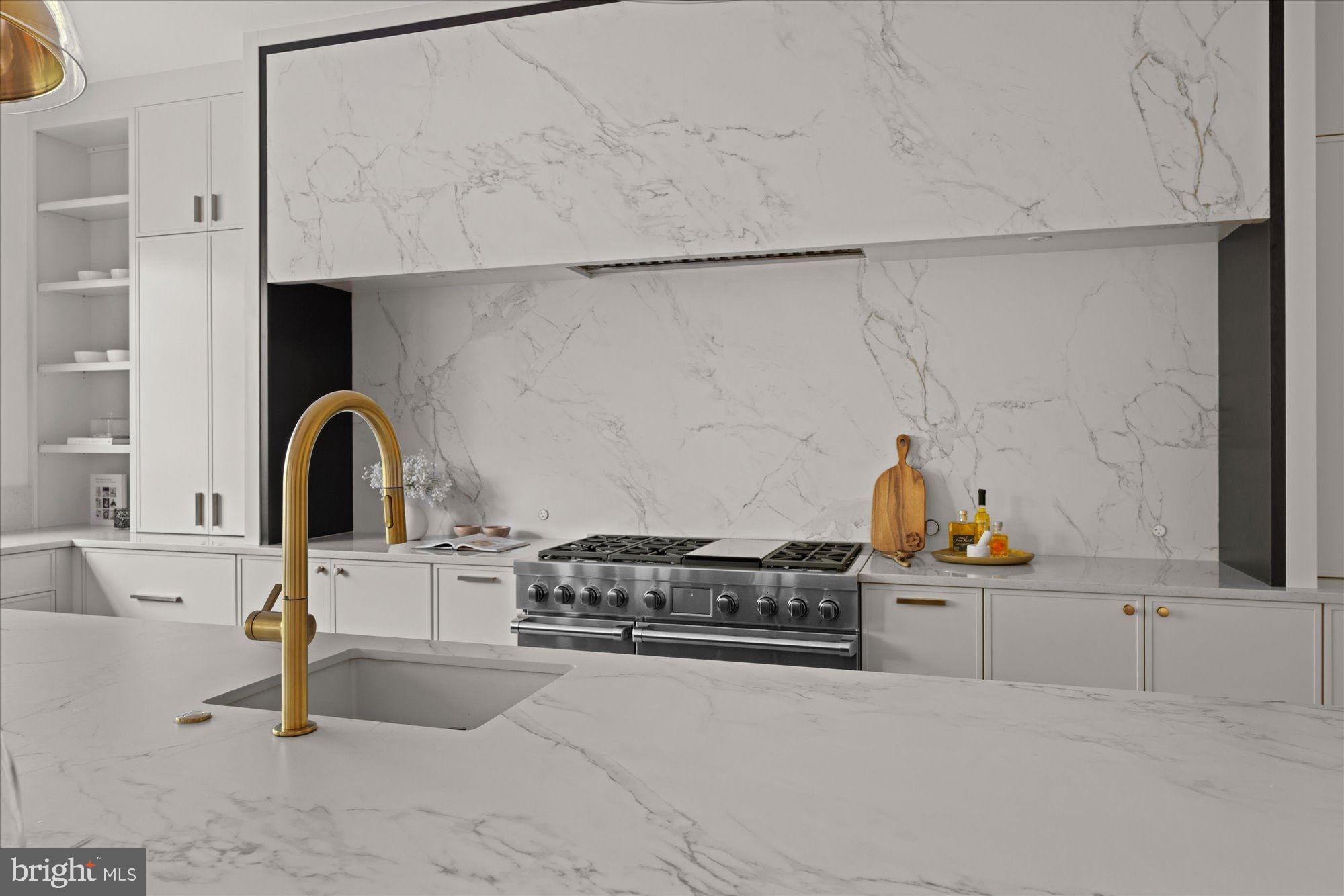 6811 Wemberly Way McLean, VA 22101 - Photo 24 of 67