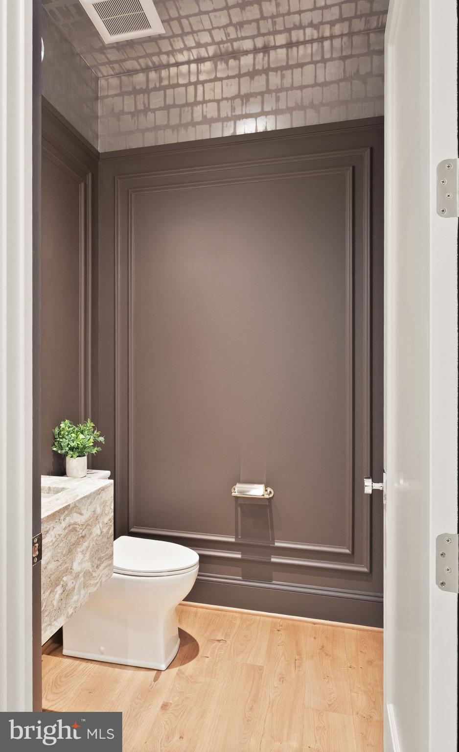 6811 Wemberly Way McLean, VA 22101 - Photo 30 of 67