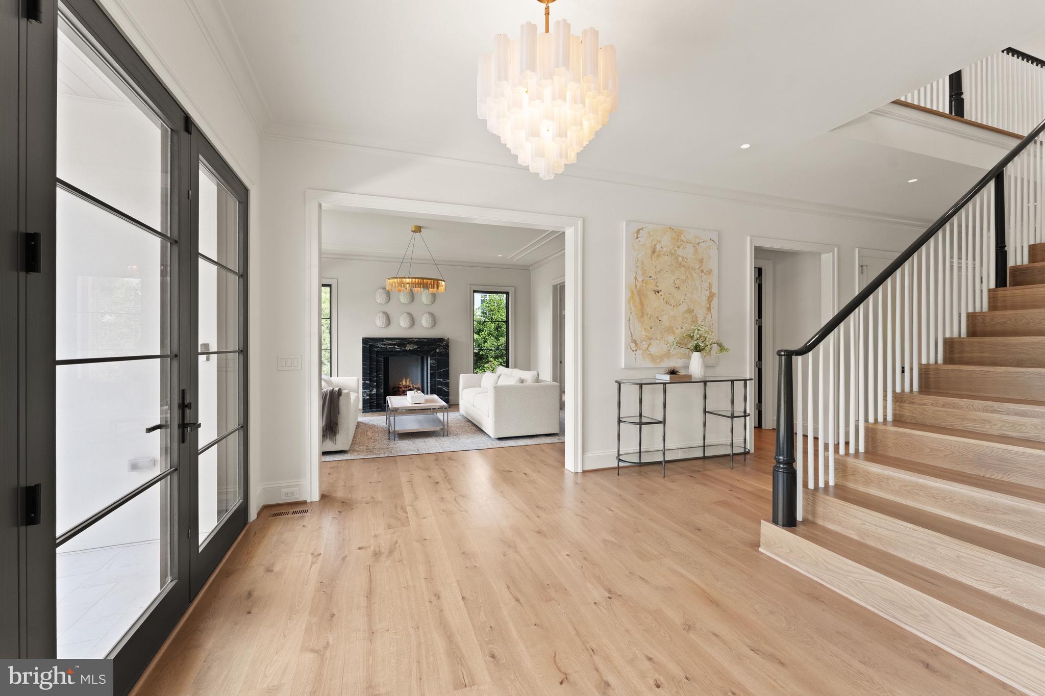 6811 Wemberly Way McLean, VA 22101 - Photo 4 of 67