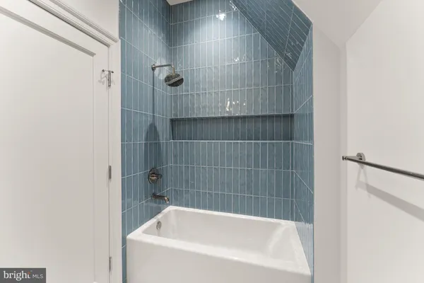 $7,995,000 | 6811 Wemberly Way, McLean, VA 22101