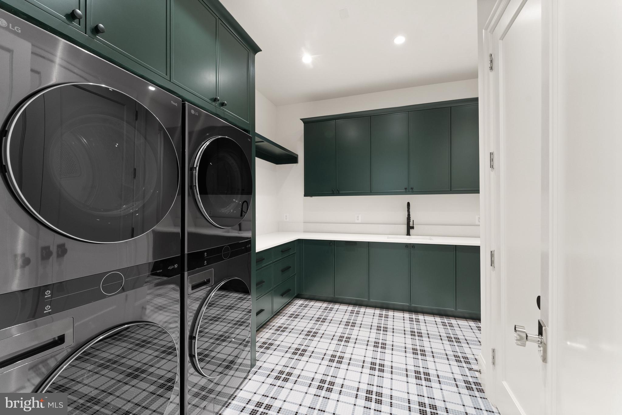 6811 Wemberly Way McLean, VA 22101 - Photo 47 of 67