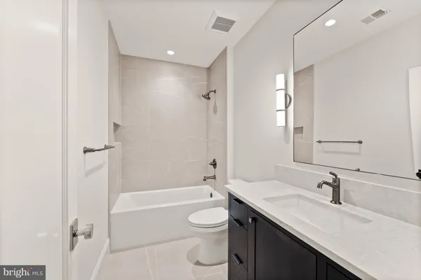 $7,995,000 | 6811 Wemberly Way, McLean, VA 22101