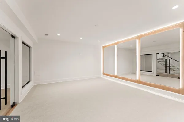 $7,995,000 | 6811 Wemberly Way, McLean, VA 22101