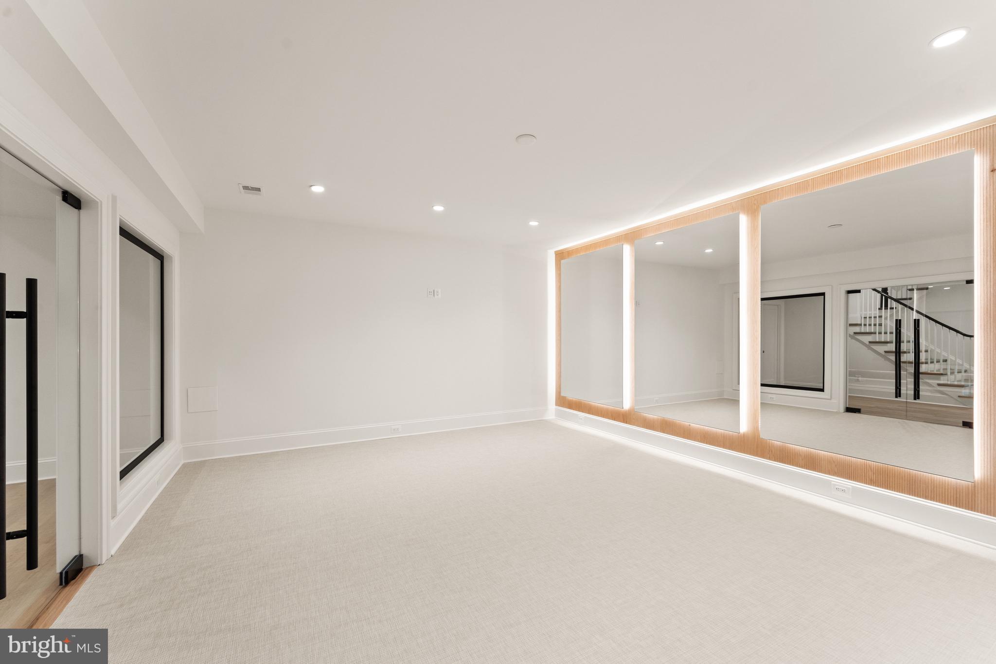 6811 Wemberly Way McLean, VA 22101 - Photo 57 of 67